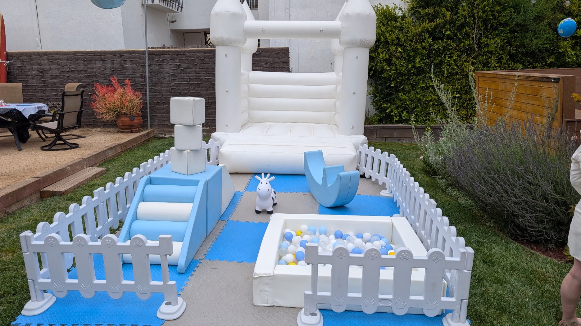 Mini Jumper Set — Playhaus party rental